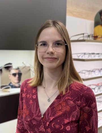 Frau Denise Raschemann