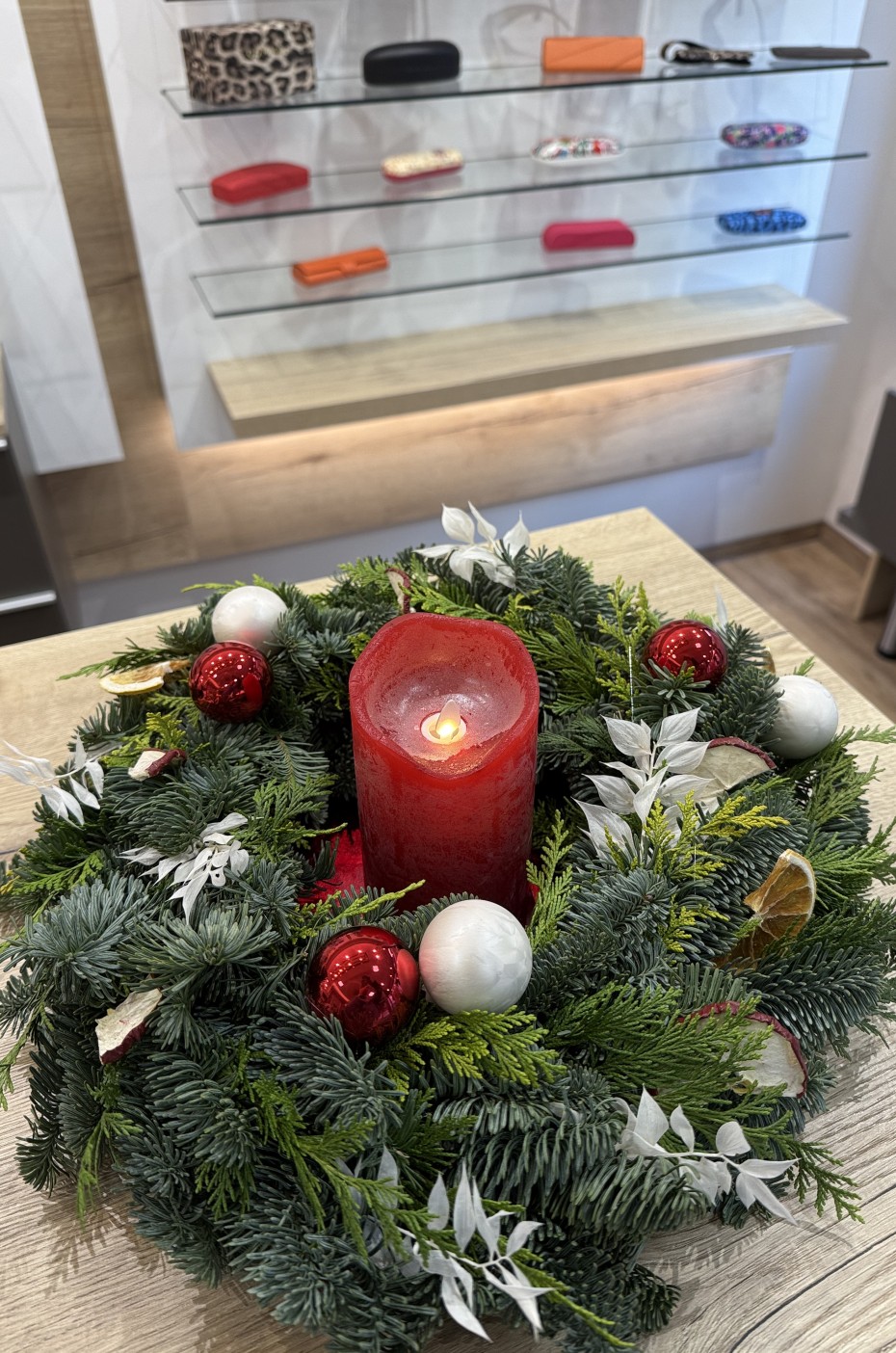 Augenoptik und Hörakustik Kossak: Adventskranz