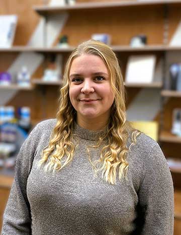 Frau Valerie Schmidtke